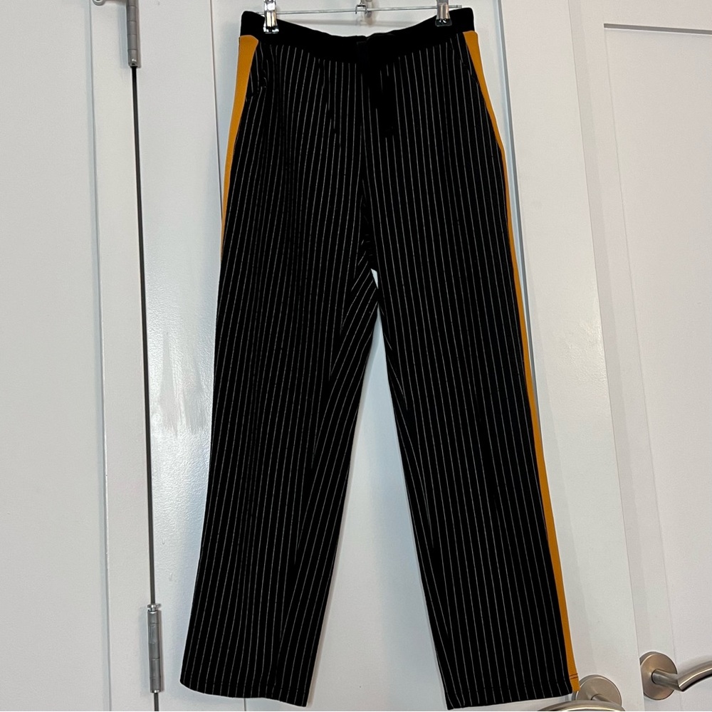 Zara Pinstripe pants w/ Drawsting & Pockets - Size XS